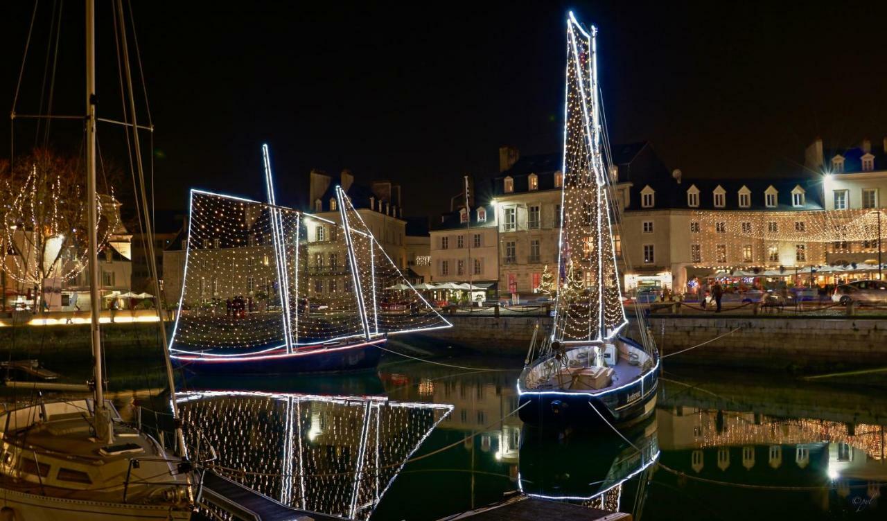 T2 Parking A Reserver Wi-Fi 10' A Pied Du Port Vannes Exteriör bild
